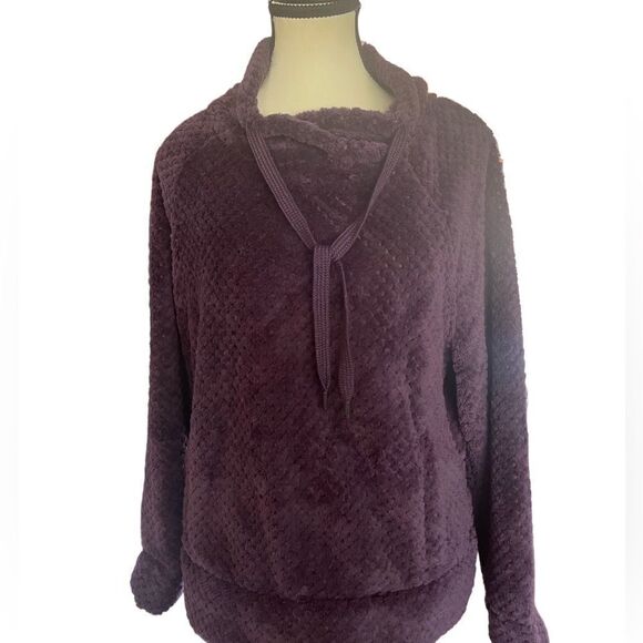 Members mark women’s purple textured plush pullover cowl neck top sz S & L - Picture 2 of 6